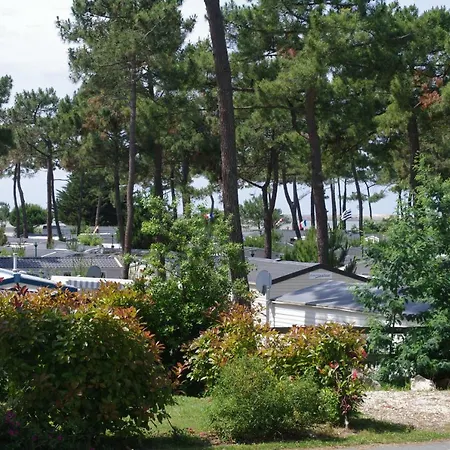 Village Vacances Bonne Anse Plage-3